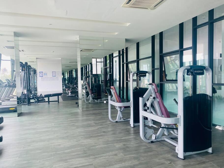 S01 Midvalley Mosaic Southkey 2br High Floor Johor Bahru