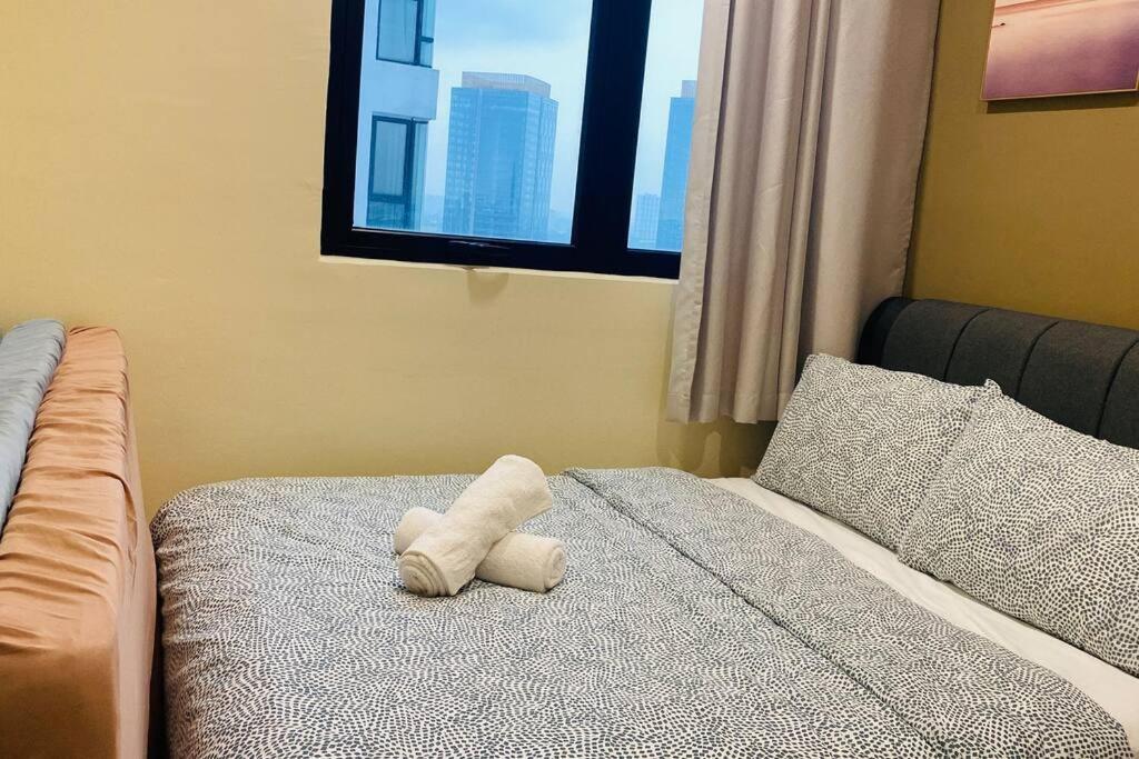 S01 Midvalley Mosaic Southkey 2br High Floor * Johor Bahru