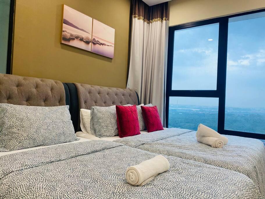 S01 Midvalley Mosaic Southkey 2br High Floor Apartment *