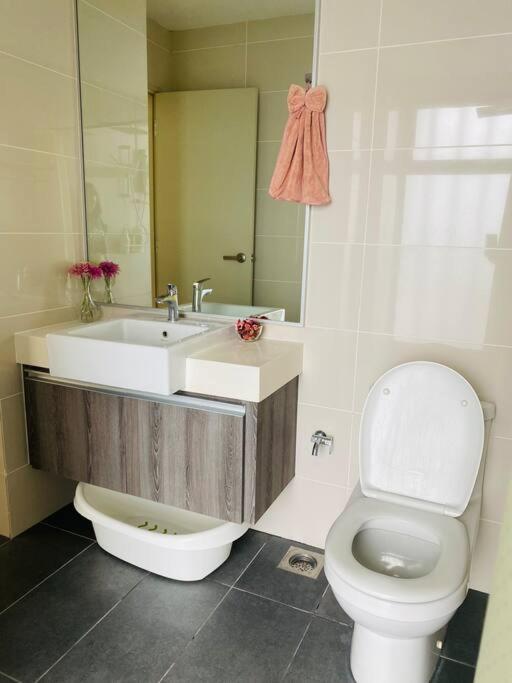S01 Midvalley Mosaic Southkey 2br High Floor Apartment Johor Bahru