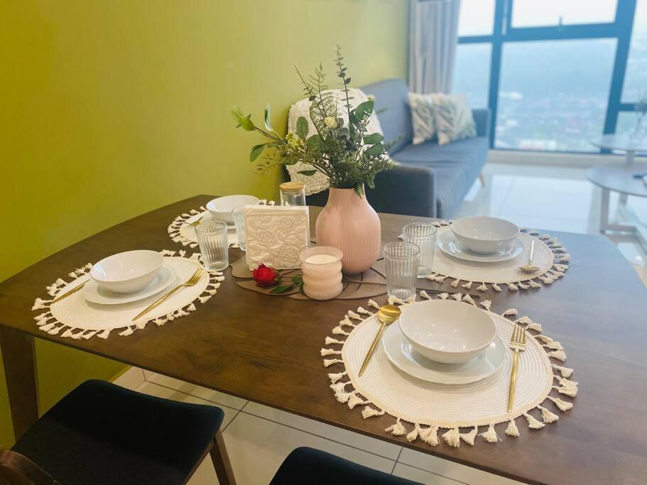 S01 Midvalley Mosaic Southkey 2br High Floor Apartment *