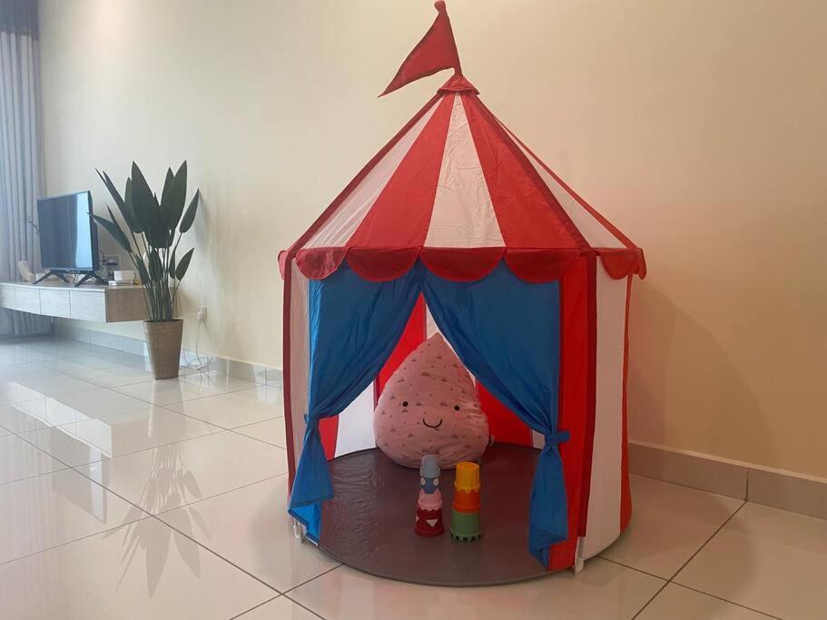 S01 Midvalley Mosaic Southkey 2br High Floor Apartment *
